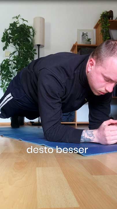 Nico aus der Kraftmahl-Redaktion macht einen Plan. Ausschnitt aus Erklär-Tutorial von Youtube