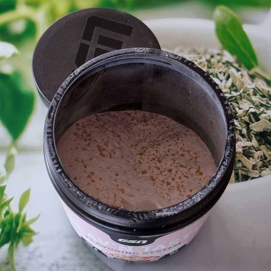 Blick in frisch geöffnete Toste ESN Flavn Tasty