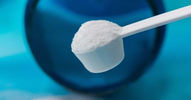 Maltodextrin als pulverförmige Kohlenhydratquelle im Sport – neutral dargestellt